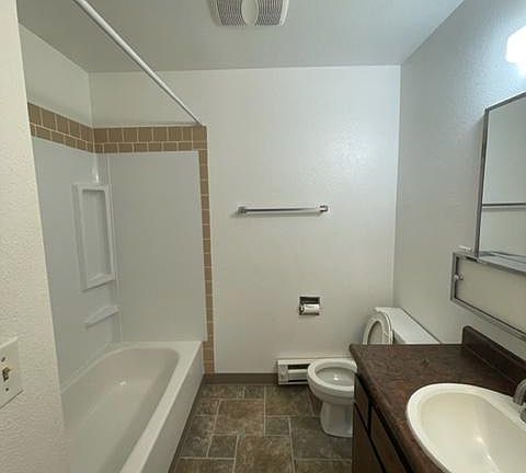 2nd image of 1108 S Olympia Pl #D