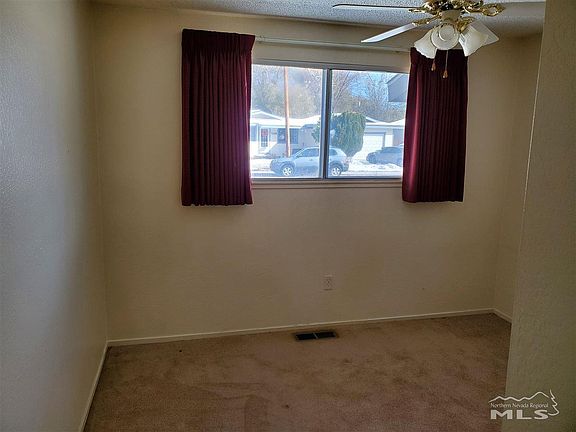 2nd image of 1345 Toiyabe Ave