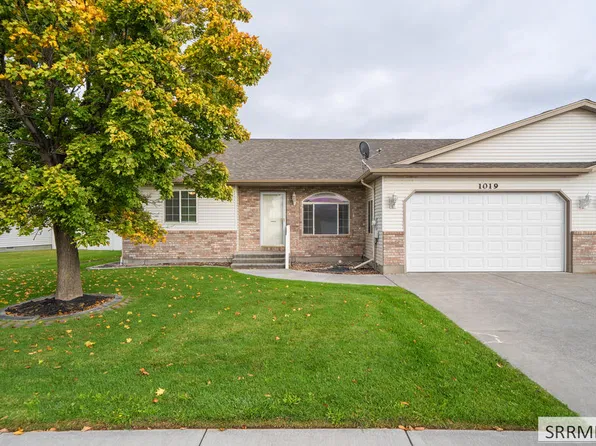 1019 S Edinburg Cir, Ammon, ID 83406