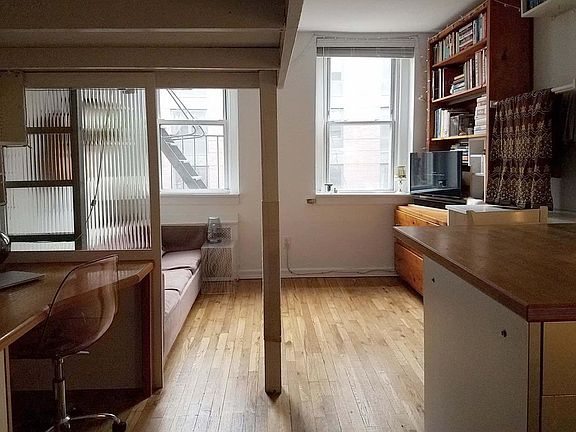 3rd image of 249 E 2nd St #2FW