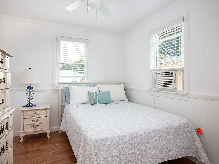 63 Sand Hill Cove Rd — Photo 11