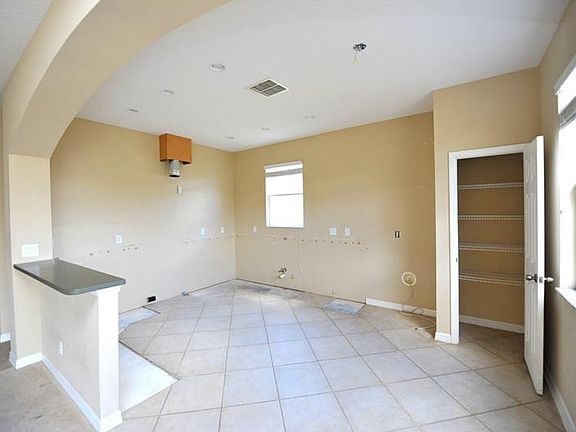 5th image of 2645 Eagle Canyon Dr N