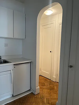 Rented by Keller Williams NYC | media 11