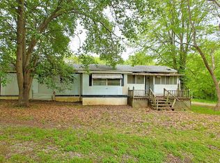 1100 Dial St, Benton, IL 62812