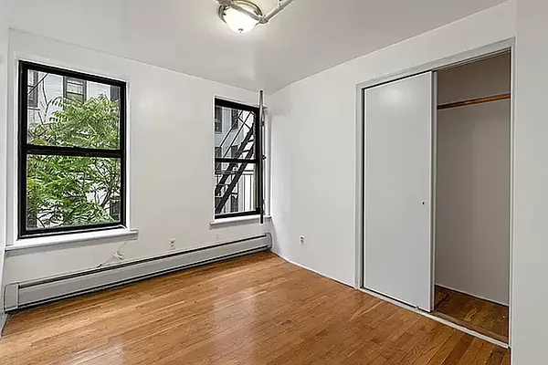 Rented by REAL New York | media 22