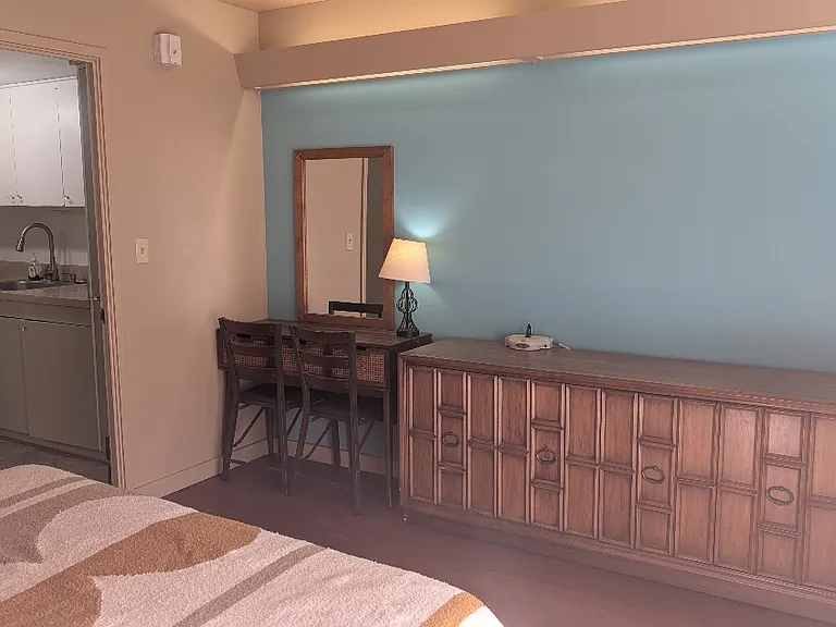 1550 Rycroft St #105 — Photo 9