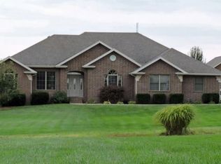 7851 N Bataan Ln, Fair Grove, MO 65648