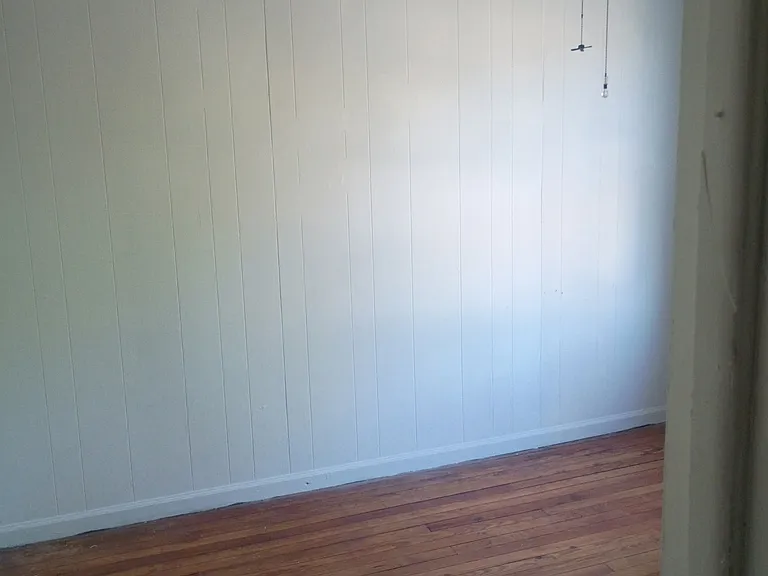 322 Grant St — Photo 6
