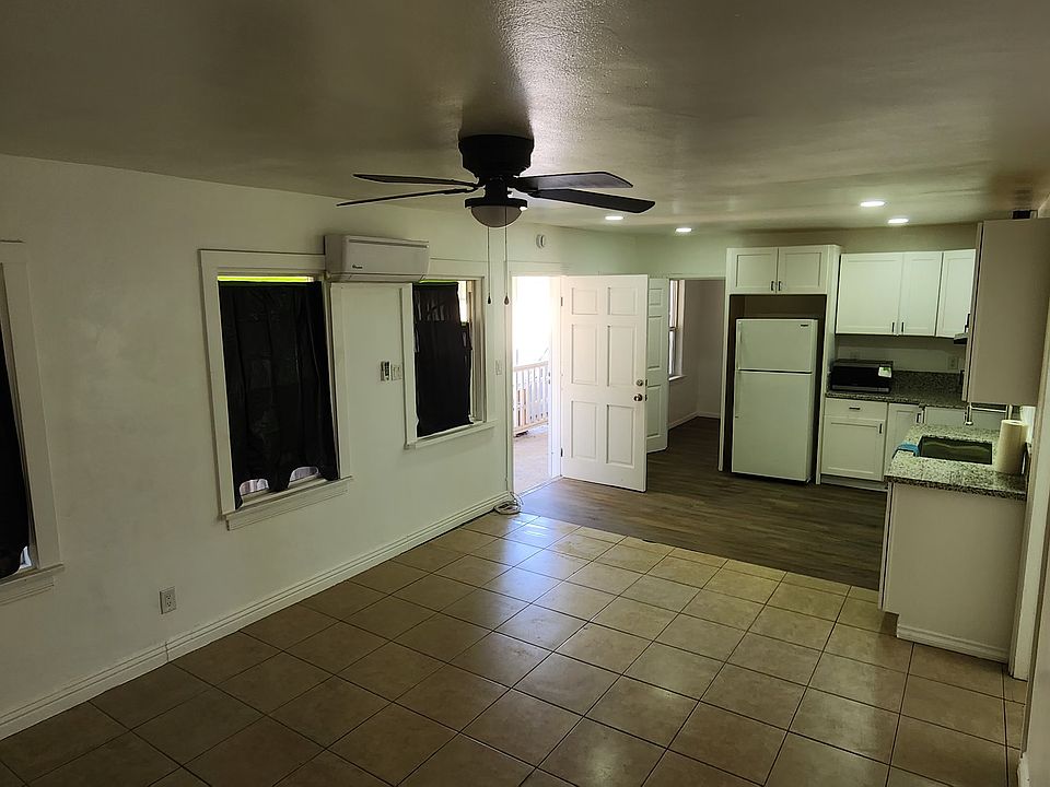 1st image of 483 W 23rd St