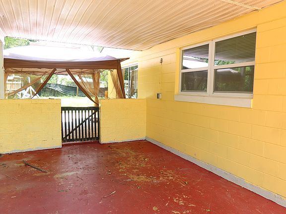 3rd image of 6731 Mopsy Ln