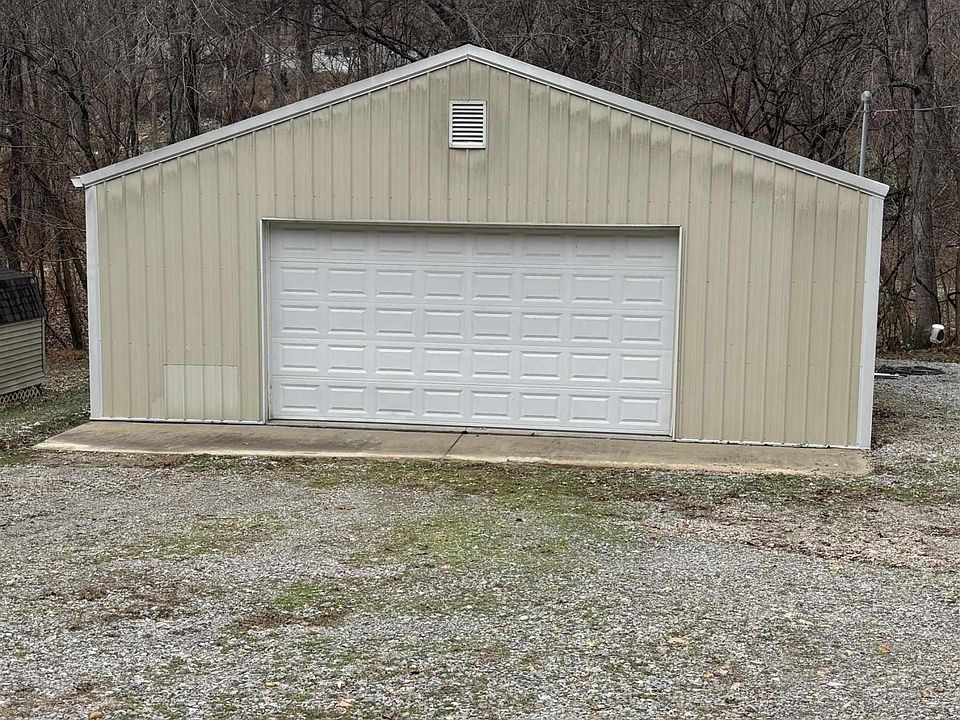 1st image of 289 Oriole Dr