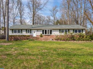 8 Christophers Mill Rd, Medford, NJ 08055