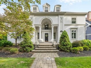 148 Barrington St, Rochester, NY 14607