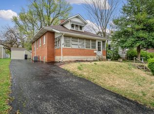 4211 Erna St, Belleville, IL 62226