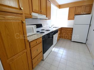 40 Worthen Rd #1B, Lexington, MA 02421