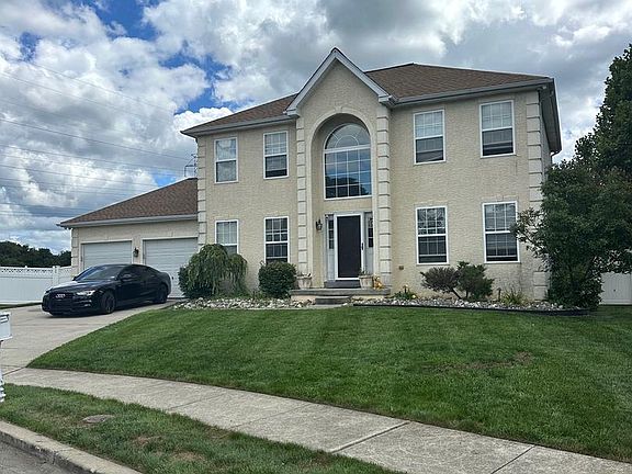 2nd image of 109 Harmony Circle Rd