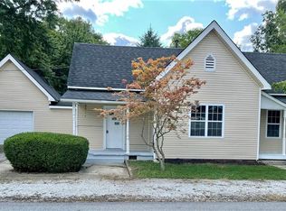 201 S California St, North Salem, IN