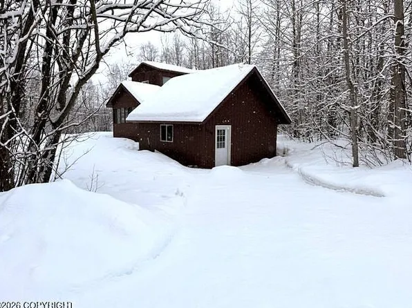 21220 Monron St, Chugiak, AK 99567