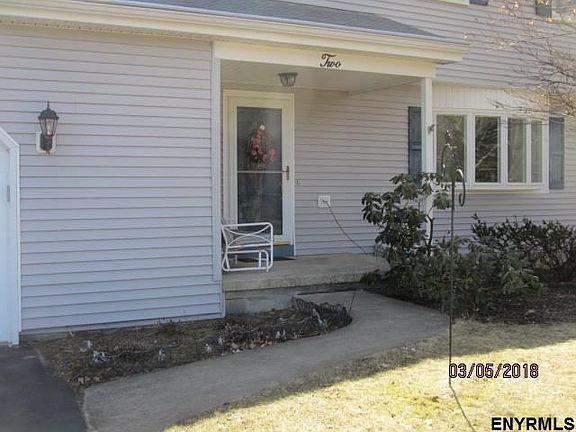 3rd image of 2 Devon Ct