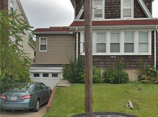 100-50 200th St, Hollis, NY 11423