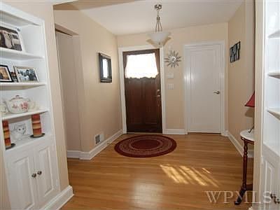 4th image of 303 Davenport Ave