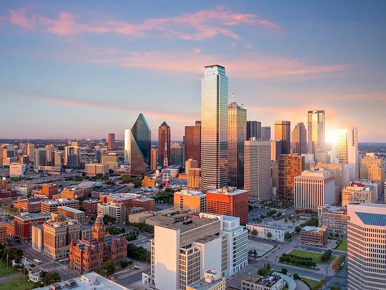 The Monterey is in Uptown's West Village neighborhood, providing easy access to desirable destinations in Dallas