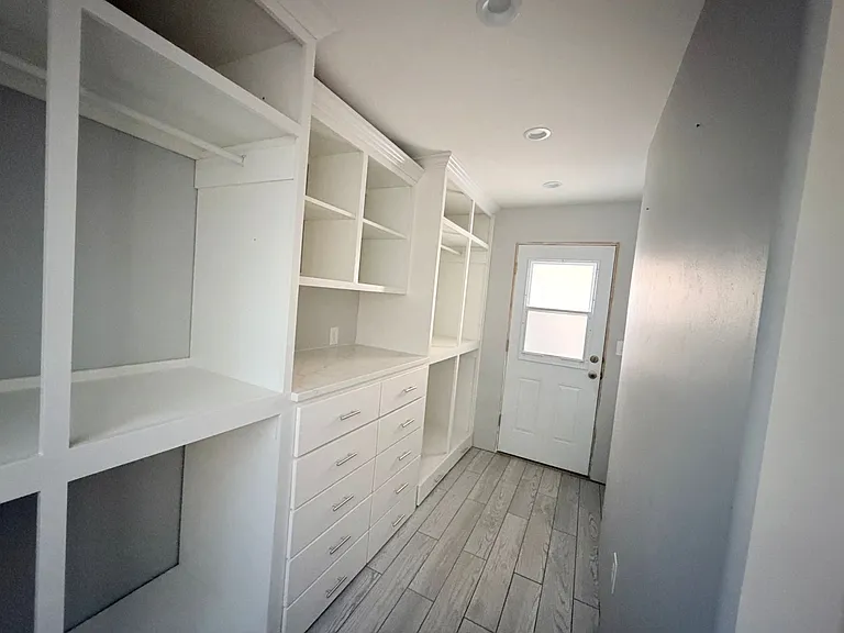 66 W James Pl — Photo 15