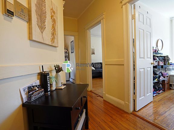 2nd image of 1842 Commonwealth Ave #47