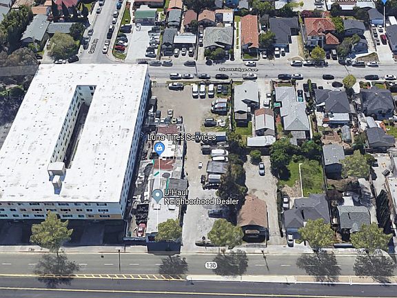 2nd image of 2070 Alum Rock Ave