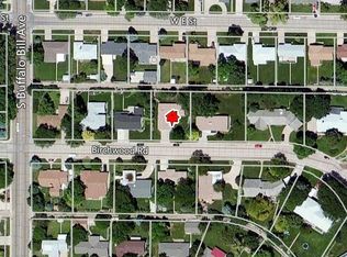 2221 Birchwood Rd, North Platte, NE 69101
