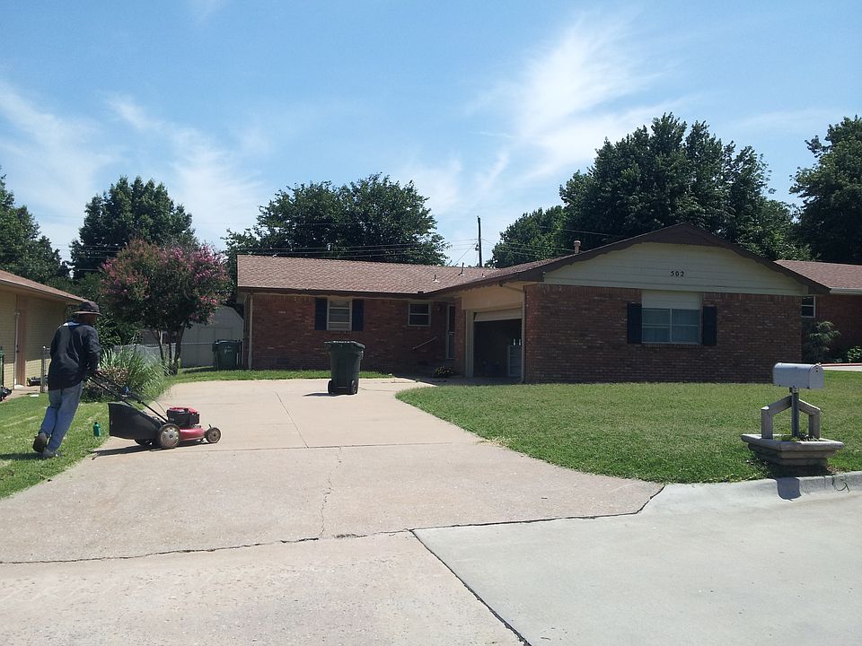 1st image of 502 W Bass Ave
