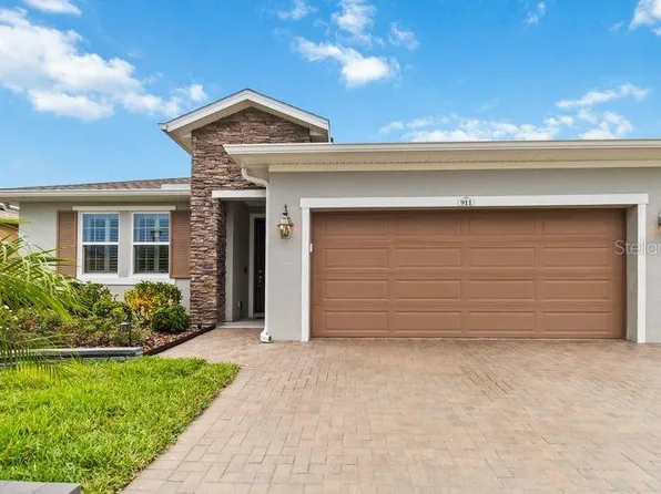 911 Tidal Pond Dr, Groveland, FL 34736