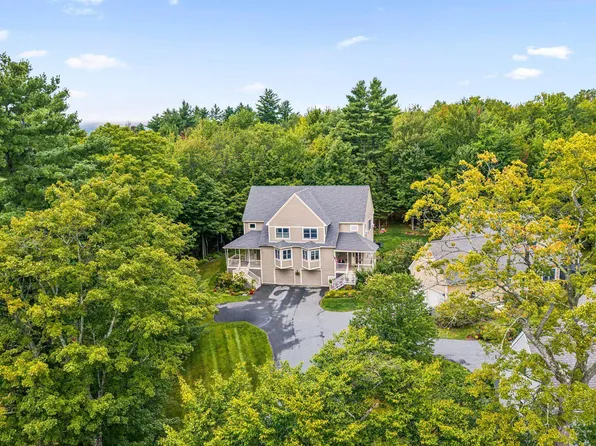 26 Barrister Path, Grantham, NH 03753