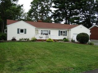 3429 Stratford Dr, Vestal, NY 13850