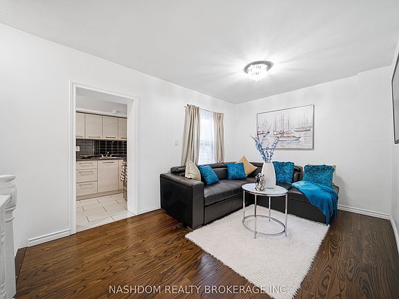 5th image of 107 Queen St S #2