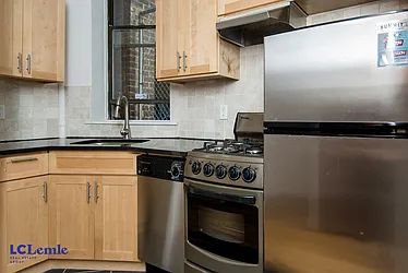Rented by LC Lemle Real Estate Group