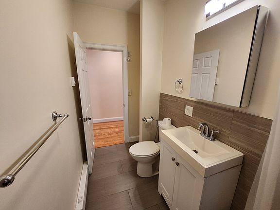 5th image of 99 Brainerd Rd APT 2