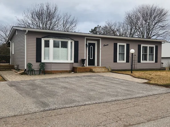 11 Heritage Ln, Clarington, ON L1B 1A5