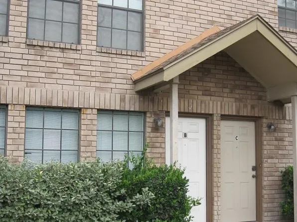 12402 Autumn Vista St APT B, San Antonio, TX 78249
