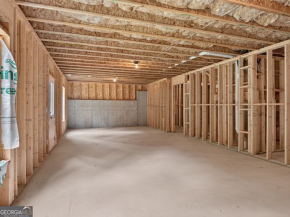 2nd image of 457 Principal Meridian Dr