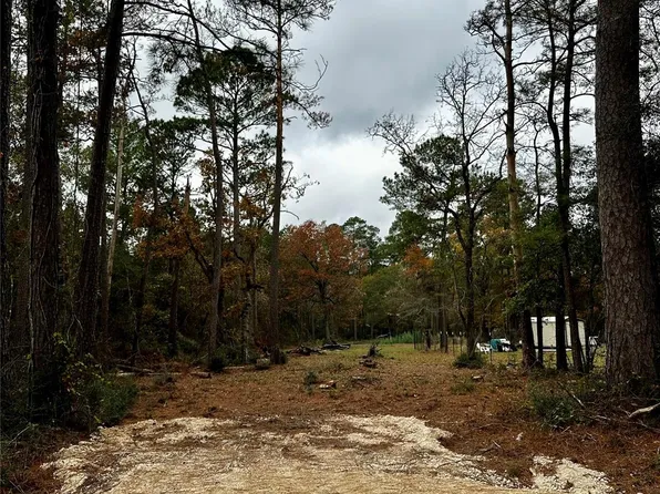 15172 Cherry Laurel Ln, Navasota, TX 77868