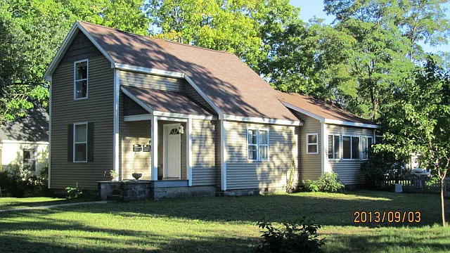 850 Webster St — Photo 7