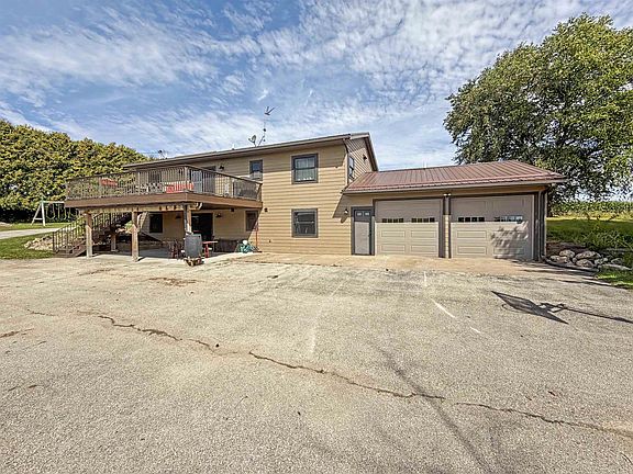 4th image of 783 Larkin Dr
