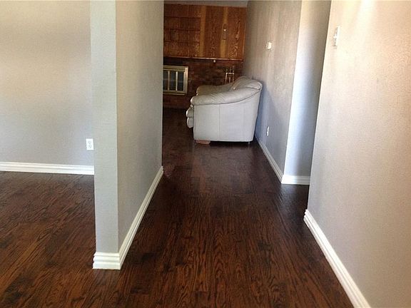 2nd image of 6241 Fallbrook Dr