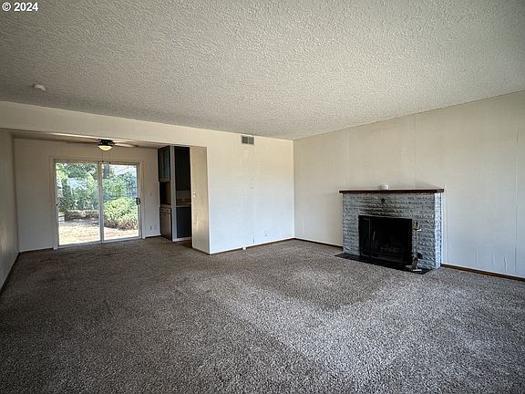 5th image of 8900 Beacon Ave