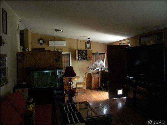 4th image of 9103 211th Street Ct E