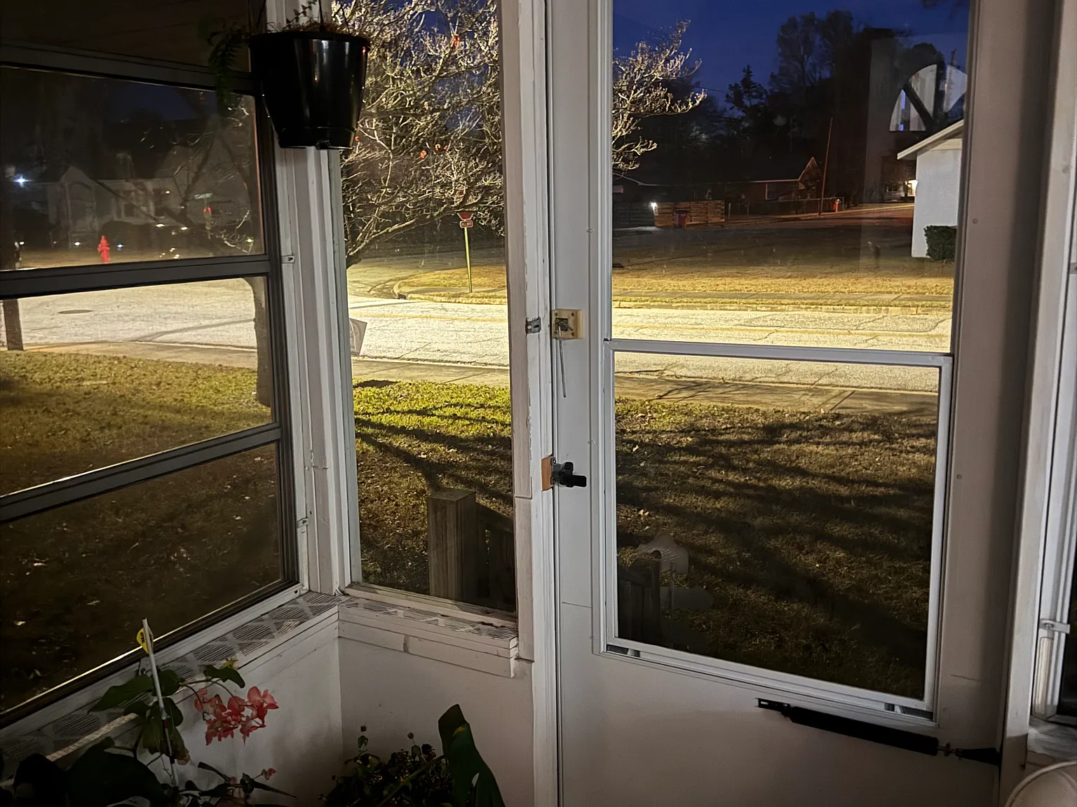 3 bed, 1578 sqft, $1,300 — Photo 2