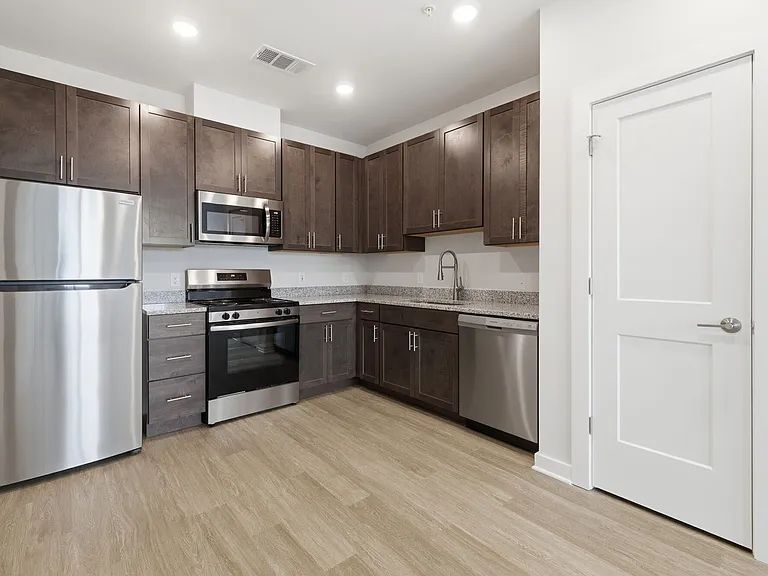 The Warwick at Foundry Creek — Photo 11