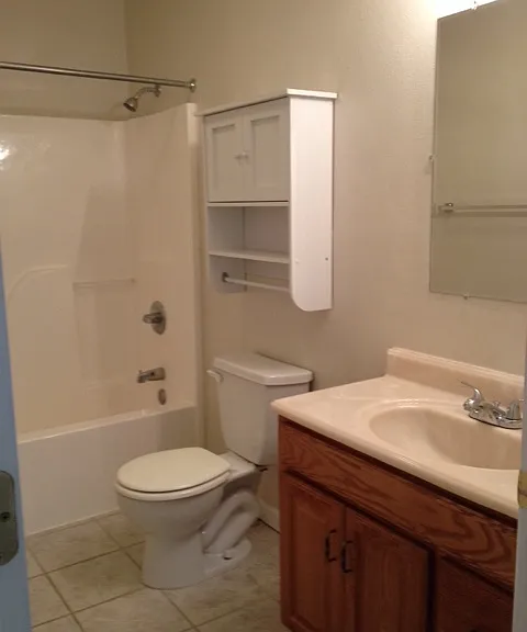 156 Alexander Ave — Photo 8