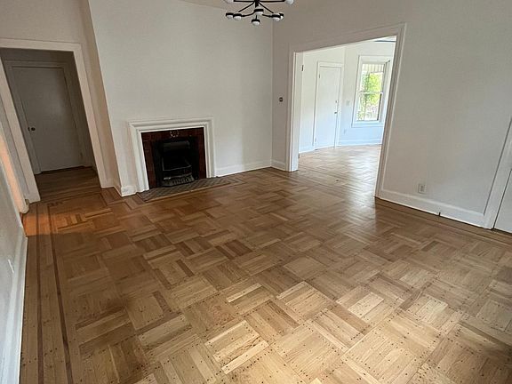 3rd image of 43 Nisbet St #1